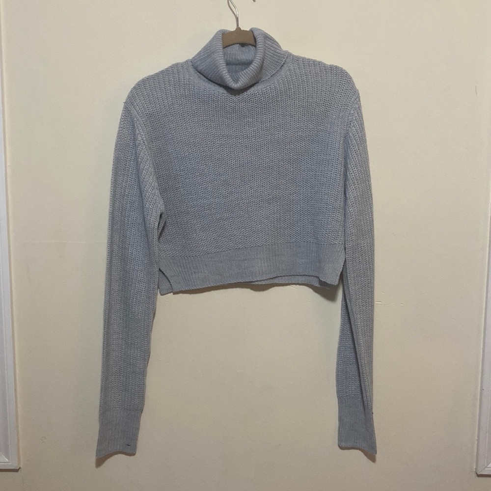 Never worn gray crop sweater
